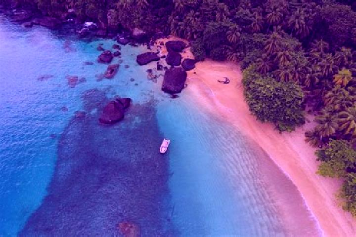 Ivy, 26, a red dark-eyed european companion based in Sao Tome. Offering Massage, Tantra, Travel Companion. Available for incall and outcall, day and evening ...