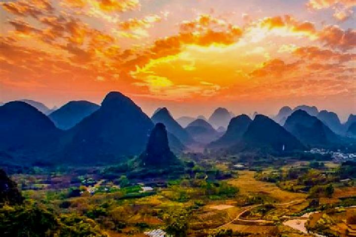 Ivy, 26 — Escort in Cuiping, China