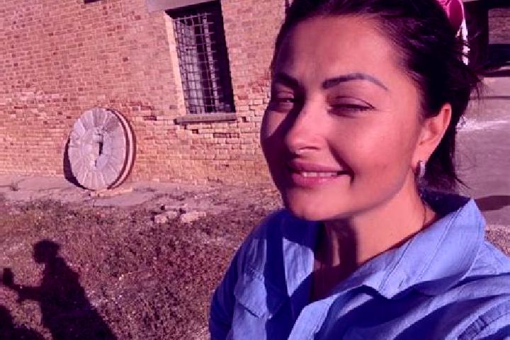 Ivy, 26 — Escort in Iara, Romania
