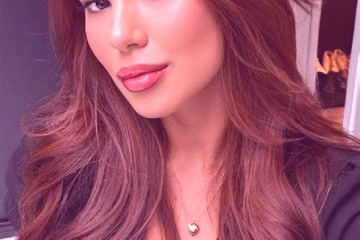 Ivy, 27, a chestnut brown-eyed latina companion based in Anlong Romiet. Offering Travel Companion, Striptease, OWO. Available for incall and outcall, overnig...