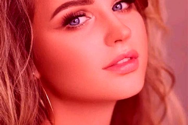 Ivy, 27, a dark blonde blue-eyed asian companion based in Tafihan. Offering Overnight, Massage, Erotic Massage. Available for incall and outcall, day and eve...