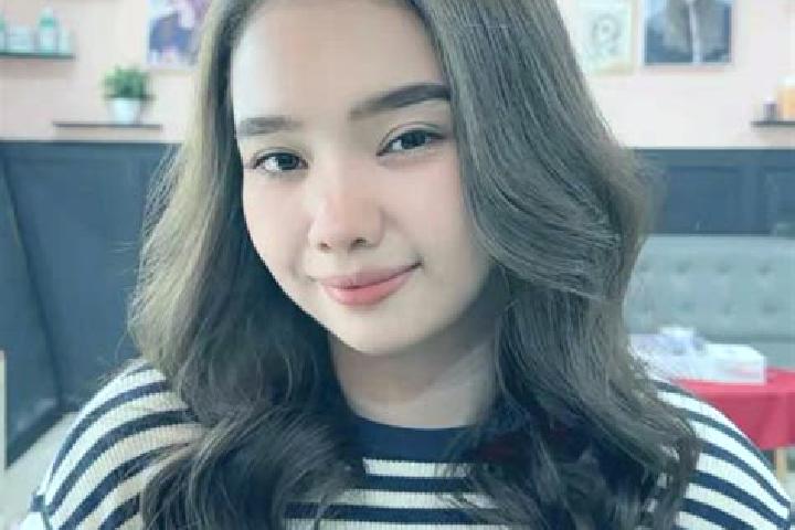 Ivy, 27 — Escort in Banyuates, Indonesia