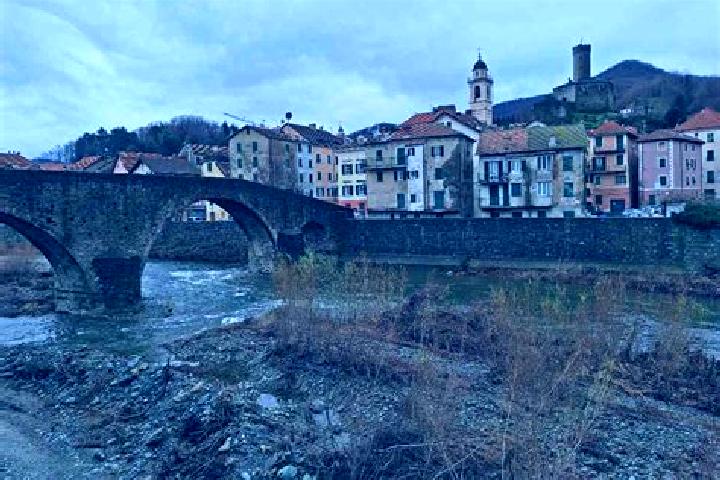 Ivy, 27 — Escort in Campo Ligure, Italy