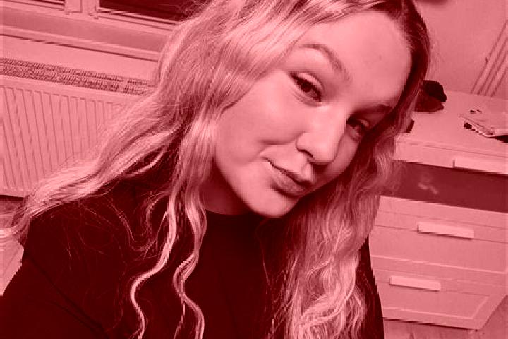 Ivy, 27 — Escort in Holasice, Czech Republic