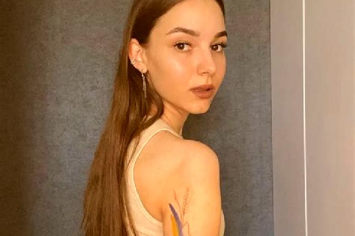 Ivy, 27 — Escort in Novoborysivka, Ukraine