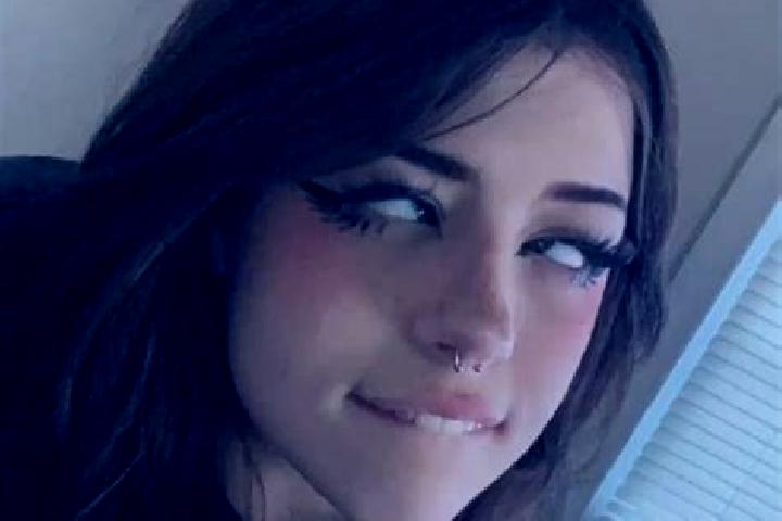 Ivy, 28, a black dark-eyed european companion based in Falcon Heights. Offering Dinner Date, Party Girl, A-Level, Girlfriend Experience, OWO. Available for i...
