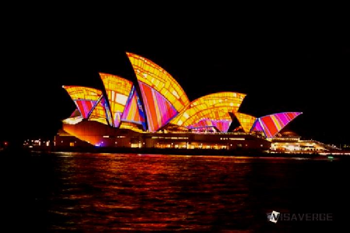 Ivy, 28 — Escort in Fraser, Australia