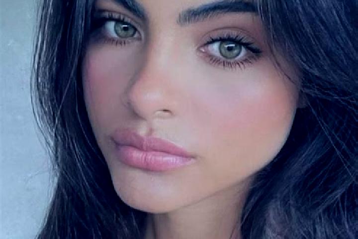 Ivy, 29, a brunette dark-eyed indian companion based in Nesttun. Offering Duos, Massage, Striptease, Overnight. Available for incall and outcall, day and eve...