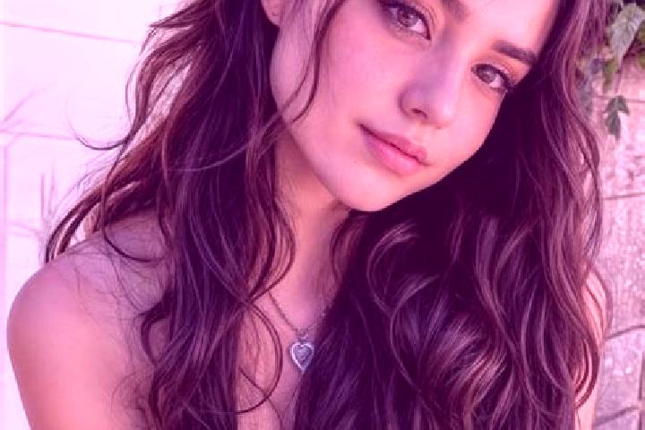 Ivy, 29, a chestnut hazel-eyed middle eastern companion based in Karaikal. Offering Prostate Massage, Domination, Deep French Kissing, 69, OWO. Available for...
