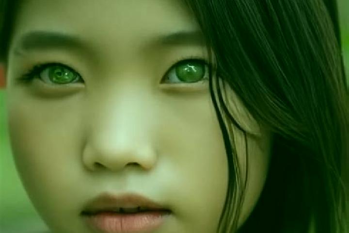 Ivy, 30, a red green-eyed asian companion based in Bademler. Offering 69, Party Girl, Dinner Date, Duos. Available for incall and outcall, day and evening da...