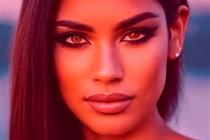 Ivy, 31, a blonde dark-eyed latina companion based in Cheraga. Offering Travel Companion, Party Girl, GFE. Available for incall and outcall, overnight bookin...