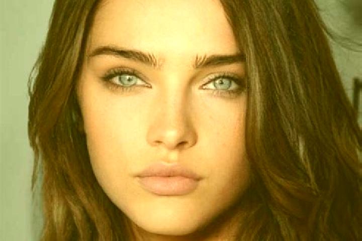 Ivy, 31, a brunette green-eyed mixed companion based in Romorantin-Lanthenay. Offering A-Level, Couples, 69, GFE. Available for incall and outcall, day and e...