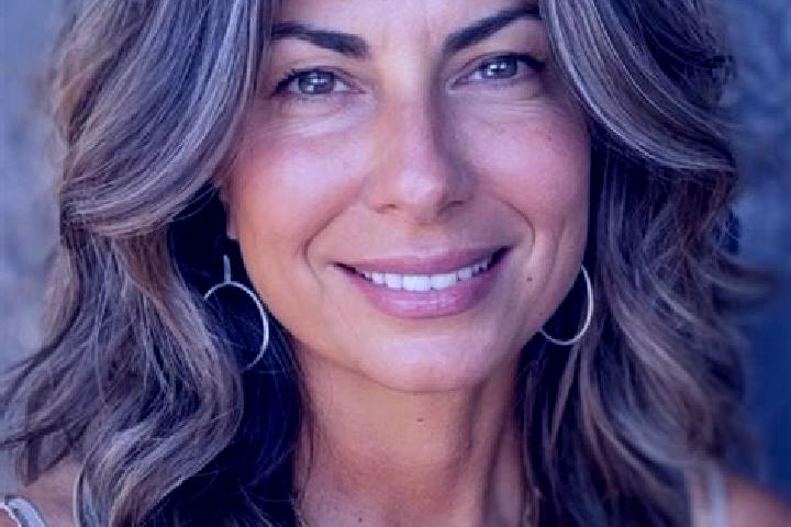 Ivy, 31, a brunette grey-eyed middle eastern companion based in Sos va. Offering Girlfriend Experience, Deep French Kissing, Tantra, Travel Companion. Availa...