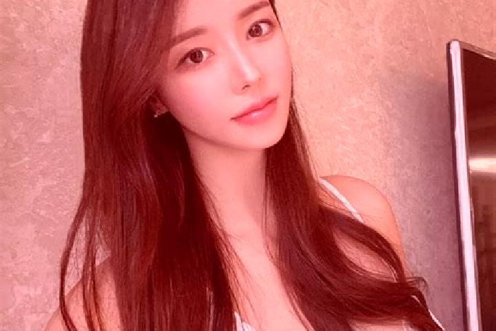 Ivy, 31 — Escort in Dahuangpu, China