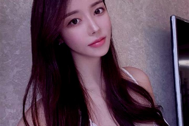 Ivy, 31 — Escort in Qingshuping, China