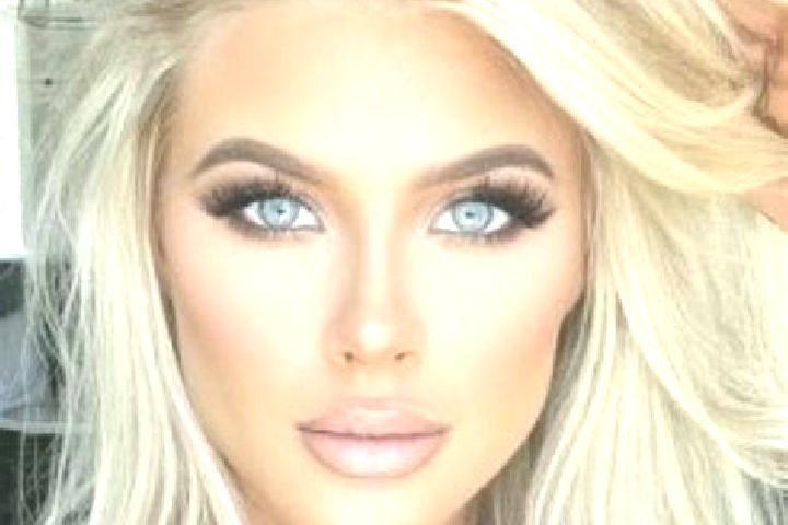 Ivy, 32, a platinum blonde hazel-eyed caucasian companion based in Albaredo. Offering Dinner Date, A-Level, BDSM, Domination, CIM. Available for incall and o...