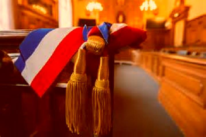 Ivy, 32 — Escort in Brignac-la-Plaine, France