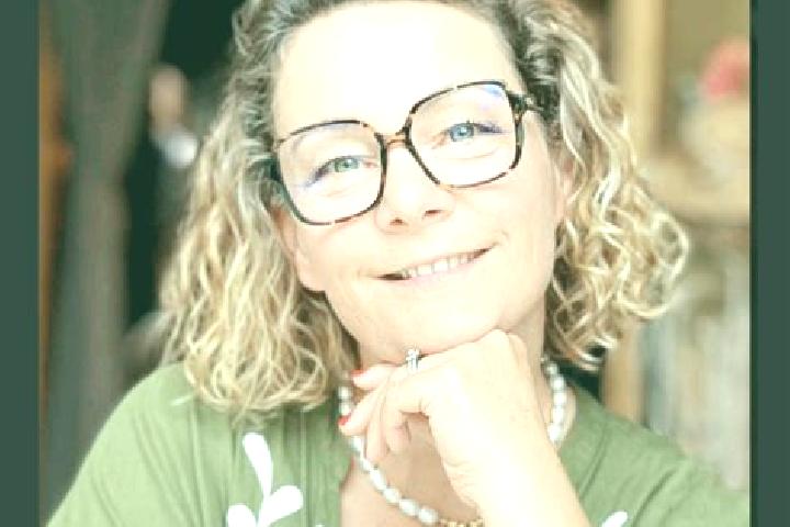 Ivy, 32 — Escort in Jouy-sous-Thelle, France