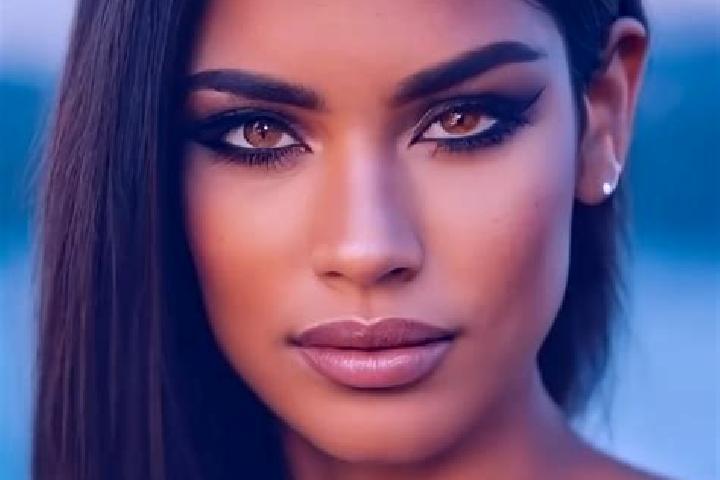 Ivy, 33, a black brown-eyed latina companion based in Dalboset. Offering BDSM, Dinner Date, Girlfriend Experience. Available for incall and outcall, day and ...