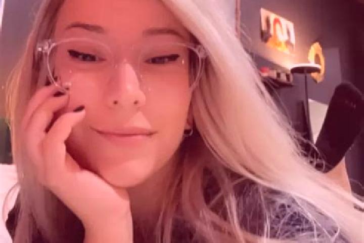 Ivy, 33, a blonde amber-eyed indian companion based in Ternuvate. Offering Duos, OWO, Girlfriend Experience, GFE. Available for incall and outcall, day and e...