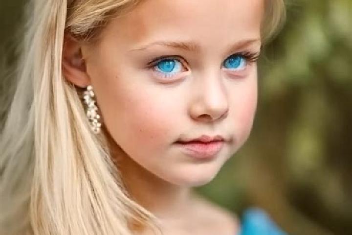 Ivy, 33, a blonde blue-eyed middle eastern companion based in Bell Post Hill. Offering Couples, CIM, GFE. Available for incall and outcall, day and evening d...