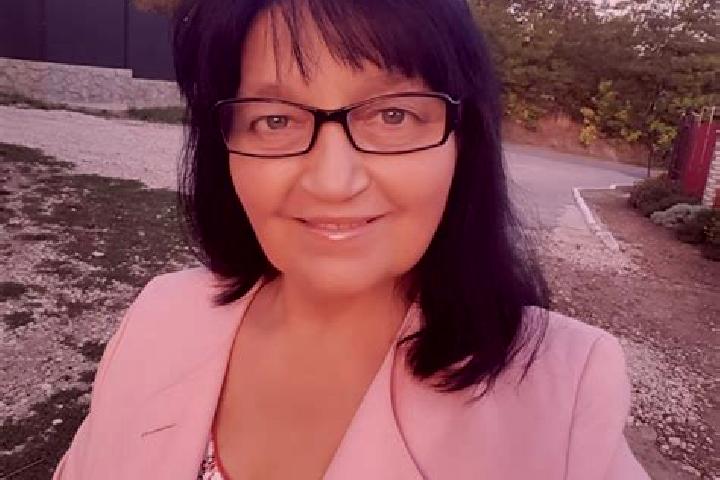 Ivy, 33 — Escort in Dealu Floreni, Romania