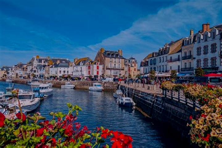 Ivy, 33 — Escort in Le Croisic, France