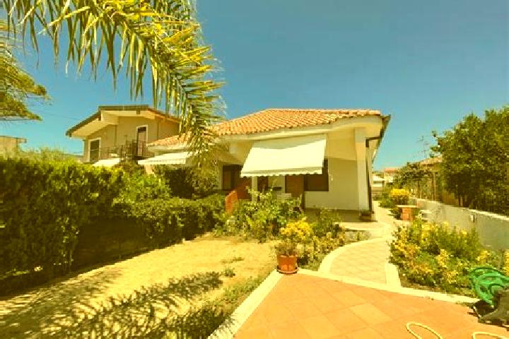 Ivy, 33 — Escort in Villa San Leonardo, Italy