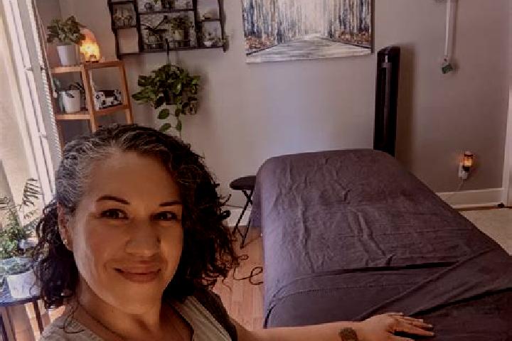 Ivy, 34, a black grey-eyed mixed companion based in Bahrs Scrub. Offering Erotic Massage, Striptease, Domination, Overnight, Couples. Available for incall an...