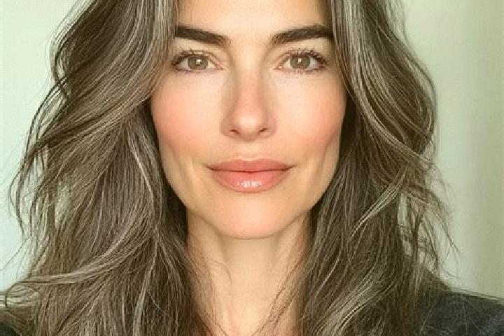 Ivy, 34, a brunette grey-eyed mixed companion based in Focsanei. Offering A-Level, GFE, 69. Available for incall and outcall, overnight bookings available.