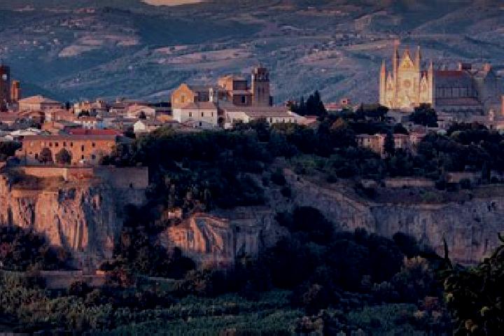 Ivy, 34 — Escort in Orvieto Scalo, Italy