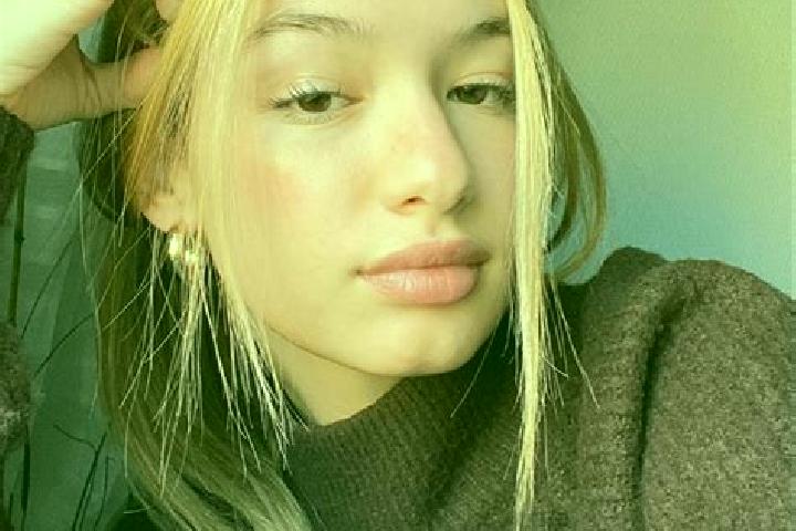Ivy, 35, a blonde brown-eyed middle eastern companion based in Lelouma. Offering Travel Companion, Domination, BDSM, Fetish, CIM. Available for incall and ou...