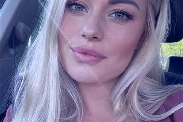 Ivy, 35, a blonde hazel-eyed caucasian companion based in Palmacia. Offering A-Level, Domination, Dinner Date, Tantra. Available for incall and outcall, over...