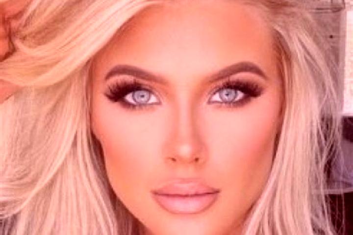 Ivy, 35, a platinum blonde dark-eyed indian companion based in Al Qurh. Offering Deep French Kissing, Erotic Massage, Girlfriend Experience. Available for in...