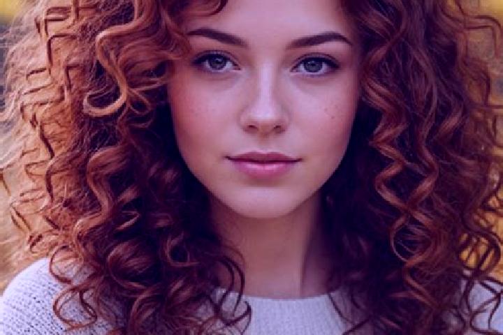 Ivy, 36, a auburn brown-eyed slavic companion based in Dirazali. Offering Roleplay, Erotic Massage. Available for incall and outcall, day and evening dates.