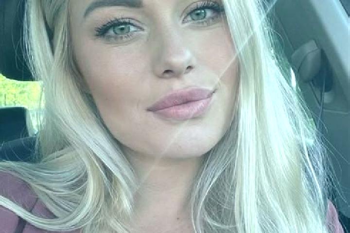 Ivy, 36, a blonde hazel-eyed mediterranean companion based in Papiu Ilarian. Offering Couples, Massage, Fetish, OWO. Available for incall and outcall, overni...