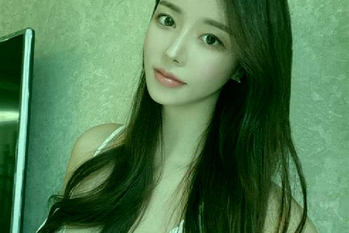 Ivy, 36 — Escort in Cizhu, China