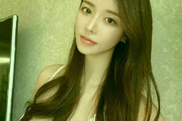 Ivy, 36 — Escort in Jiangbazi, China