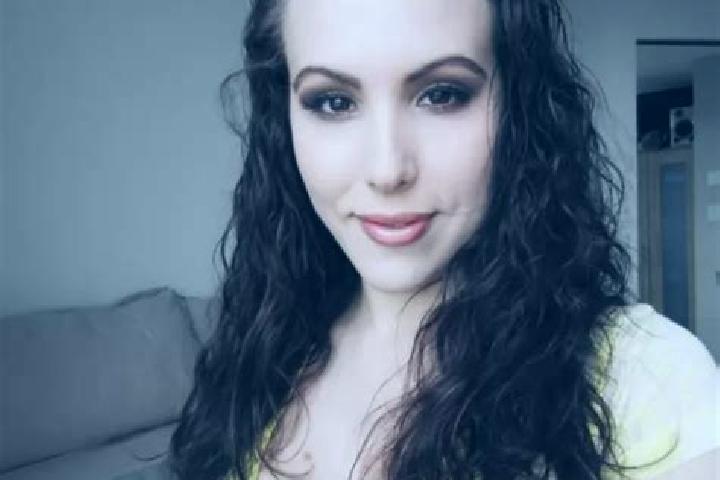 Ivy, 37, a brunette grey-eyed slavic companion based in Heist-op-den-Berg. Offering Deep French Kissing, BDSM, Overnight, Erotic Massage. Available for incal...
