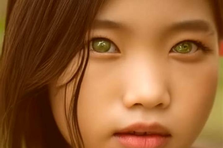 Ivy, 37, a red green-eyed asian companion based in Isen. Offering Party Girl, Overnight, Roleplay, Striptease. Available for incall and outcall, overnight bo...