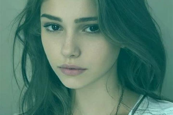 Ivy, 37, a red grey-eyed slavic companion based in Tianxing. Offering Travel Companion, Deep French Kissing, Roleplay, GFE. Available for incall and outcall,...