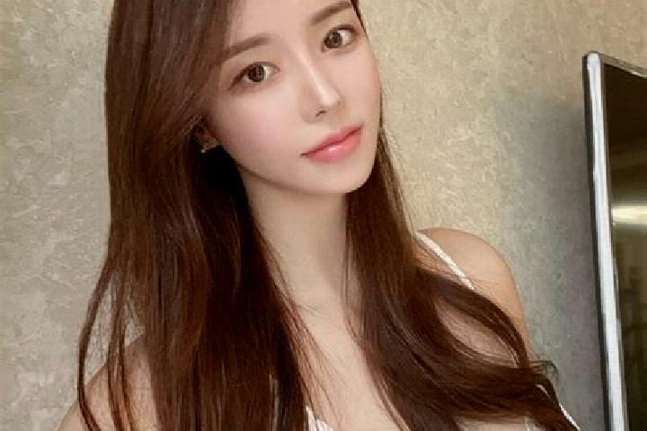 Ivy, 37 — Escort in Louqiao, China