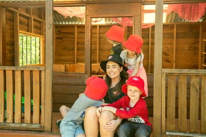 Ivy, 37 — Escort in Symonston, Australia