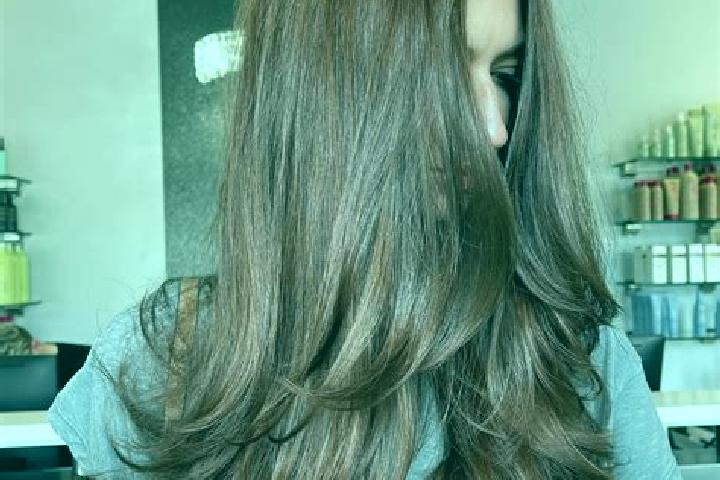 Ivy, 38, a chestnut brown-eyed european companion based in Somersham. Offering Striptease, Tantra, CIM, Prostate Massage. Available for incall and outcall, d...