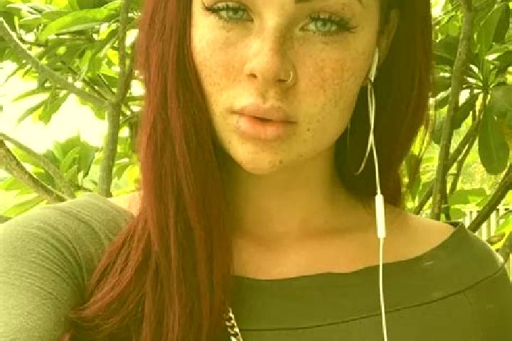 Ivy, 38, a red grey-eyed mediterranean companion based in Longueil-Sainte-Marie. Offering Couples, BDSM, Travel Companion, Overnight. Available for incall an...