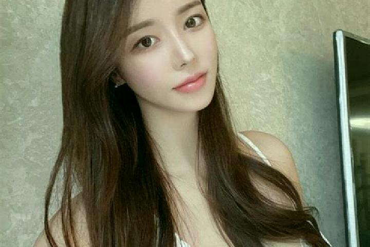 Ivy, 38 — Escort in Ma e, China