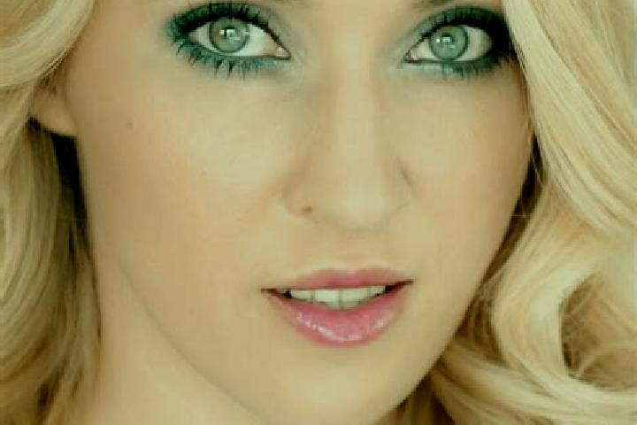 Ivy, 39, a blonde green-eyed middle eastern companion based in Weissenstein. Offering Party Girl, Domination, Prostate Massage, Erotic Massage. Available for...
