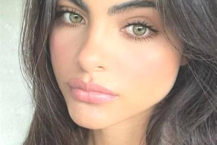 Ivy, 39, a brunette green-eyed european companion based in Crestwood. Offering Striptease, Erotic Massage, Domination. Available for incall and outcall, day ...