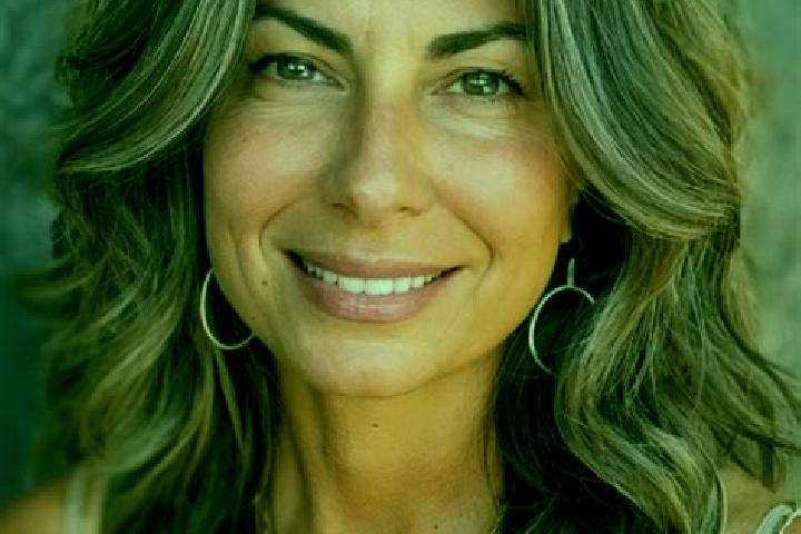 Ivy, 39, a brunette grey-eyed latina companion based in Arnac-Pompadour. Offering Duos, A-Level, Erotic Massage, Prostate Massage. Available for incall and o...