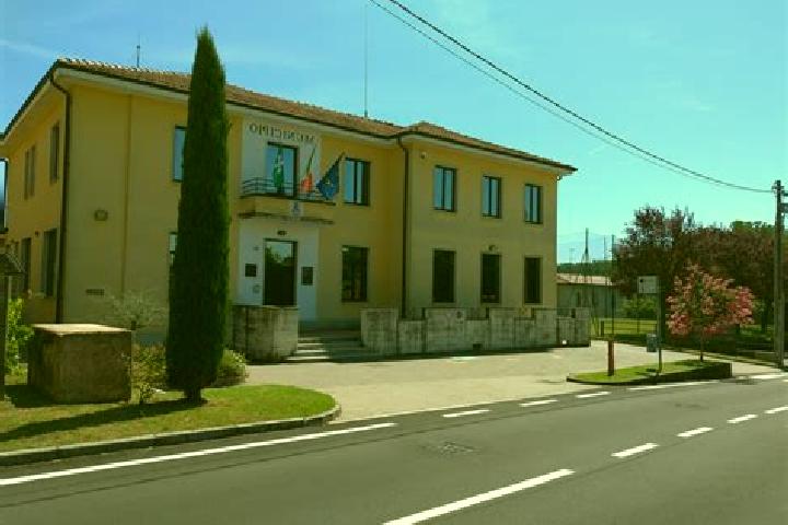 Ivy, 39 — Escort in Crosio della Valle, Italy